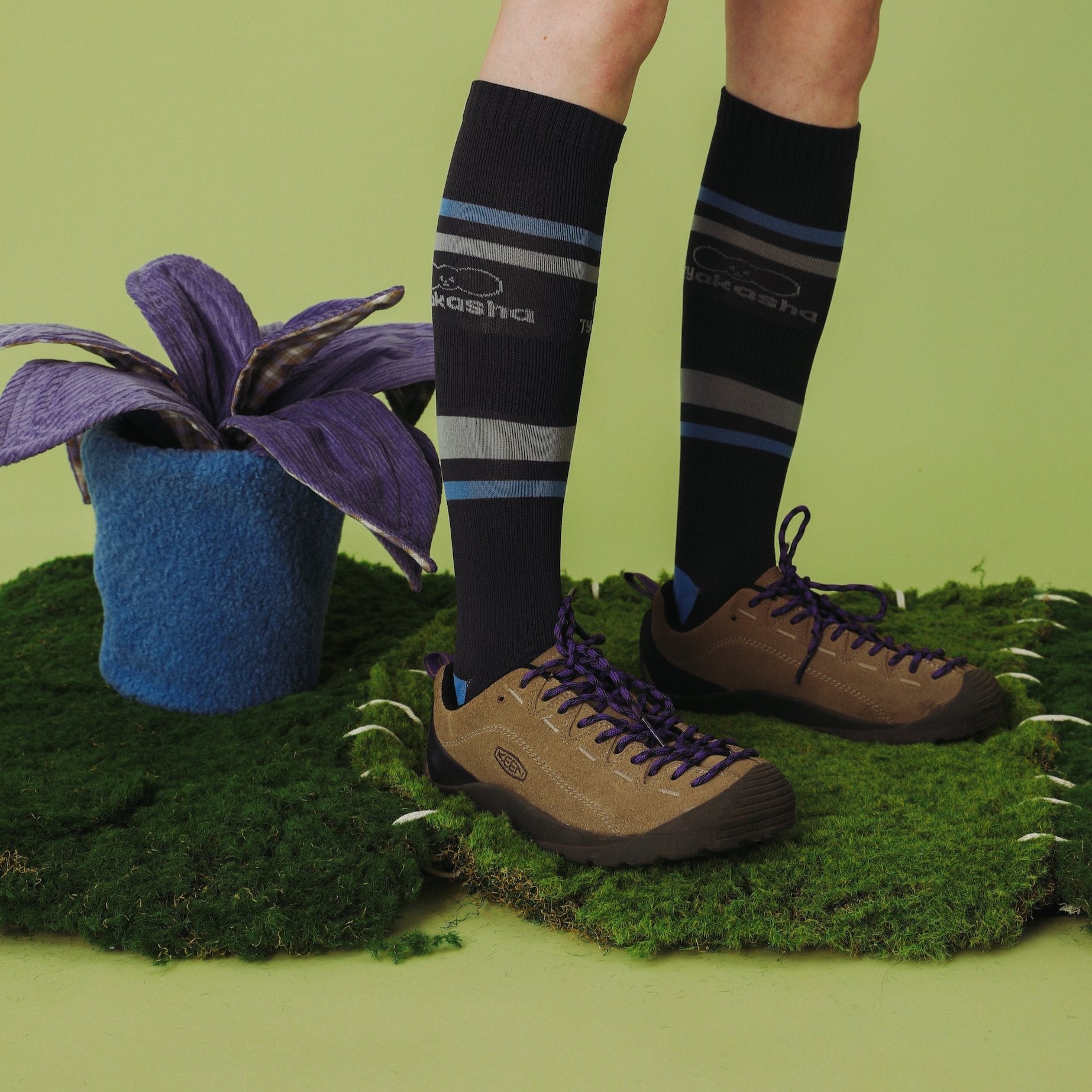 Tyakasha Oring Long Socks