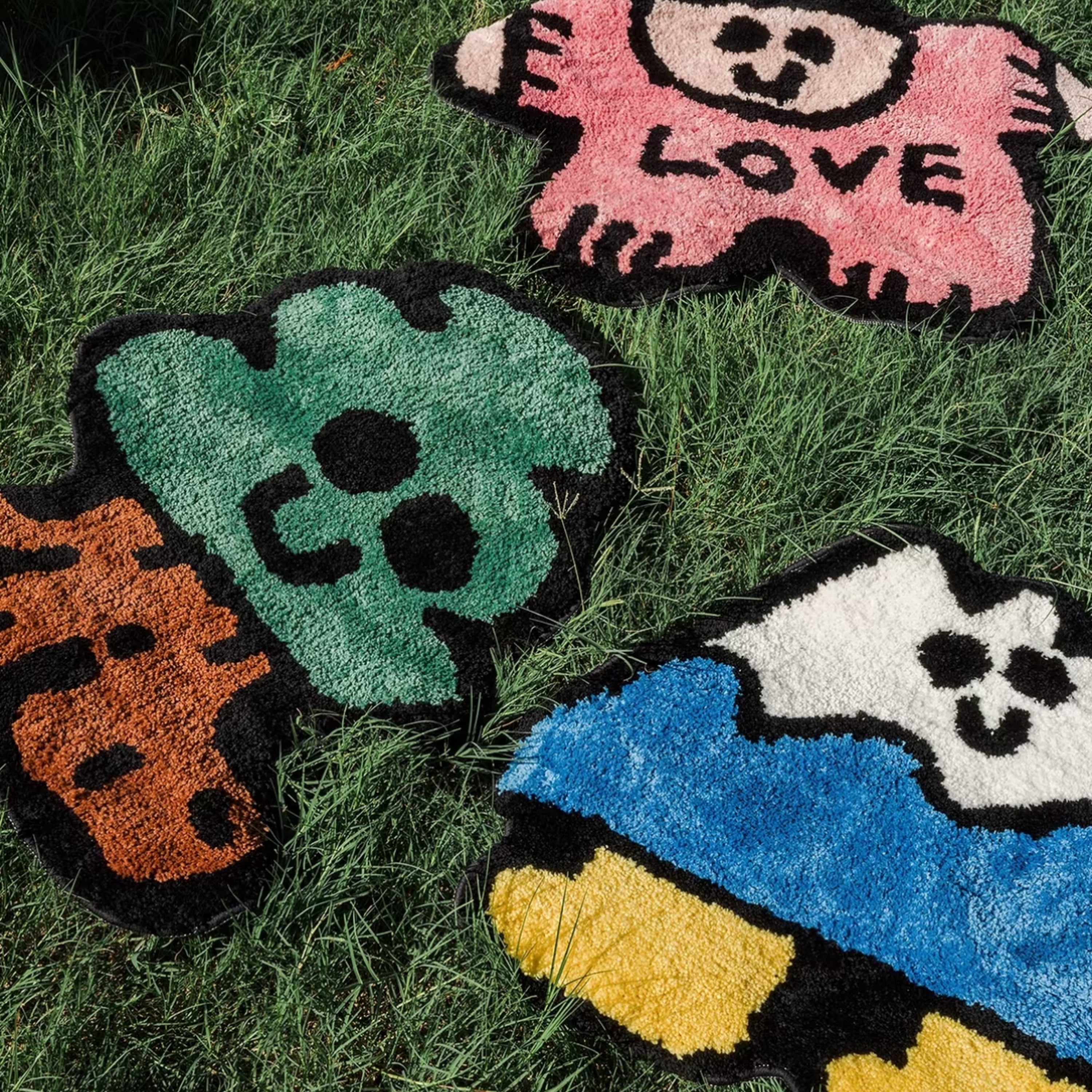 Morning Deer x Maitoparta Accent Rug, Snowy Mountain