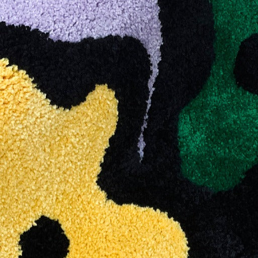 Tapis décoratif à trois fleurs