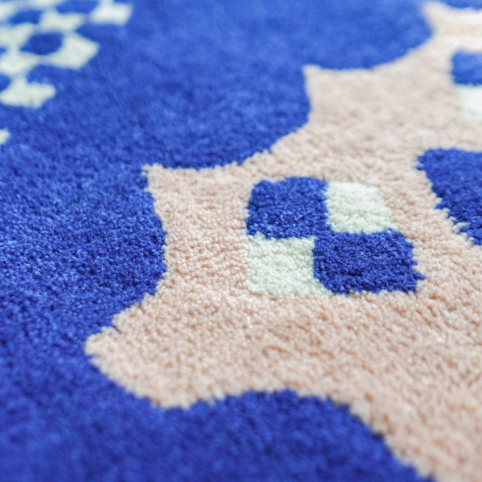 Chuck Grandma Wool-blend Accent Rug