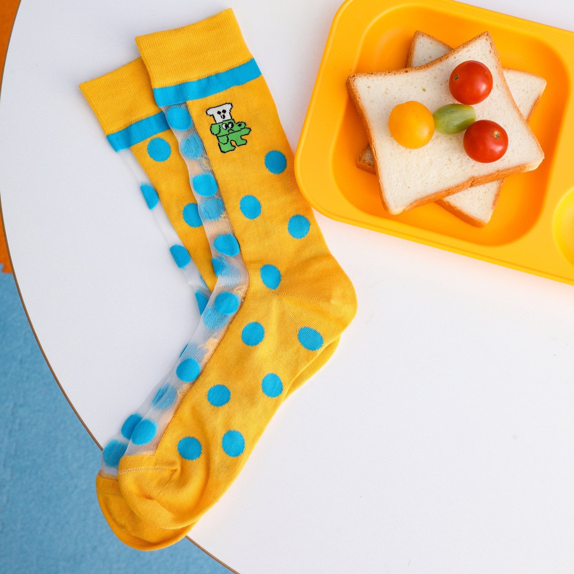 Tyakasha X Maitoparta Socks, Yellow and Blue