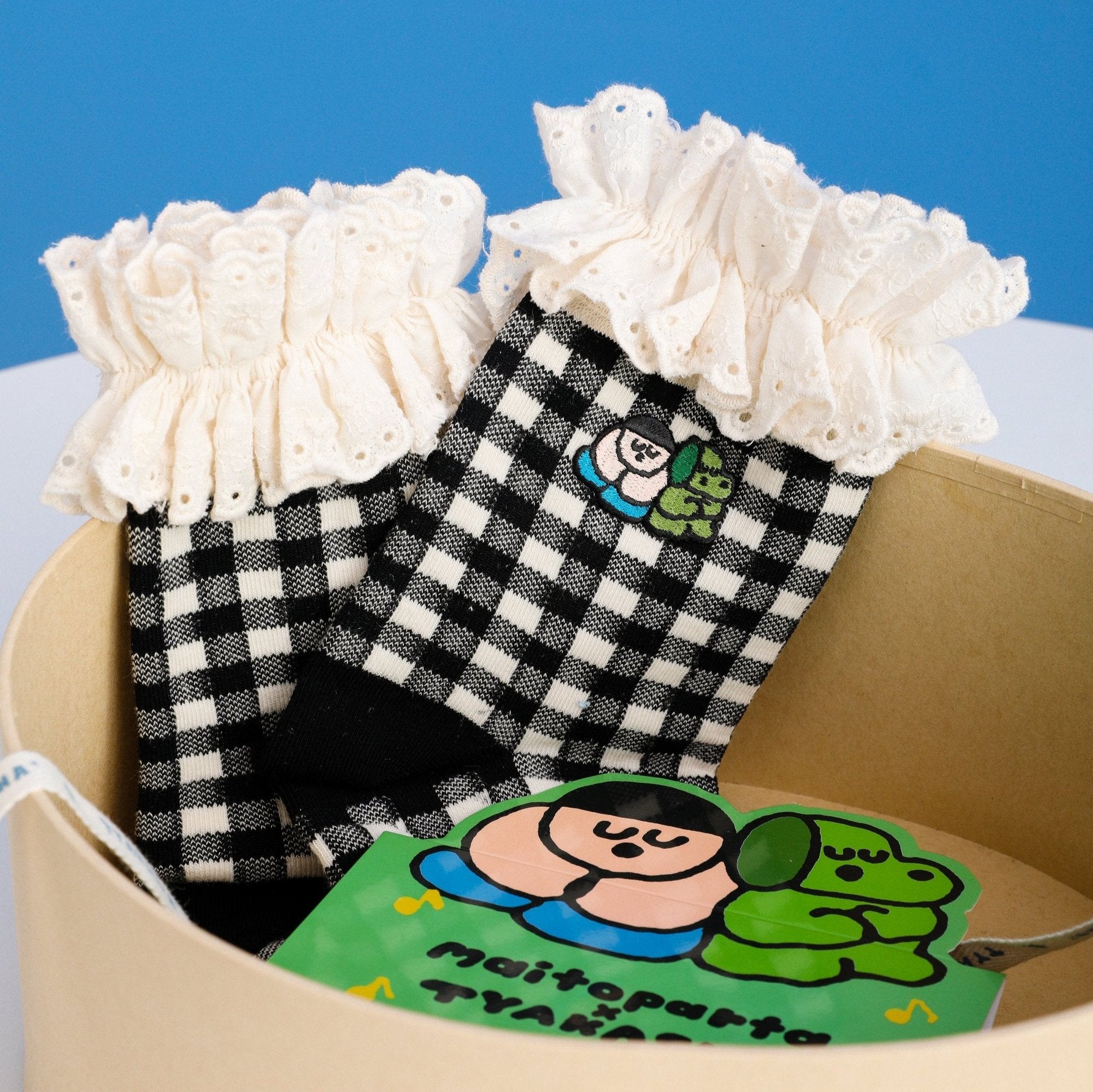 Tyakasha X Maitoparta Socks, Black and White Tartan