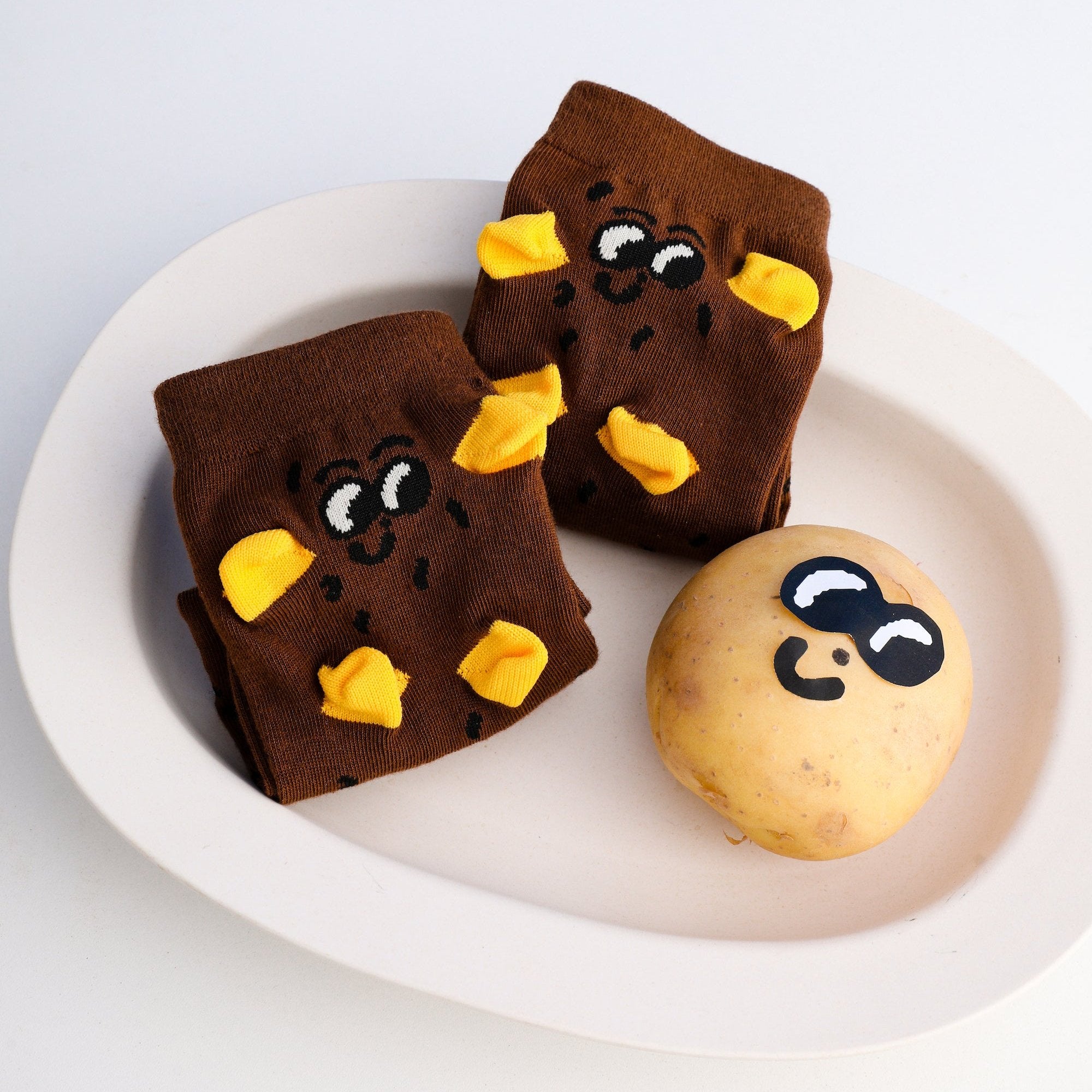 Tyakasha X Maitoparta Socks, Brown
