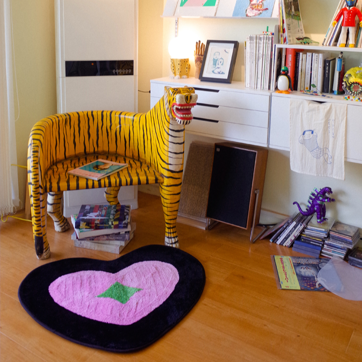 Pinky Heart Accent Rug