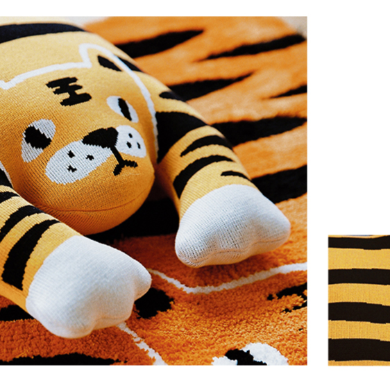 Hand-knitted Papa Tiger Cushion