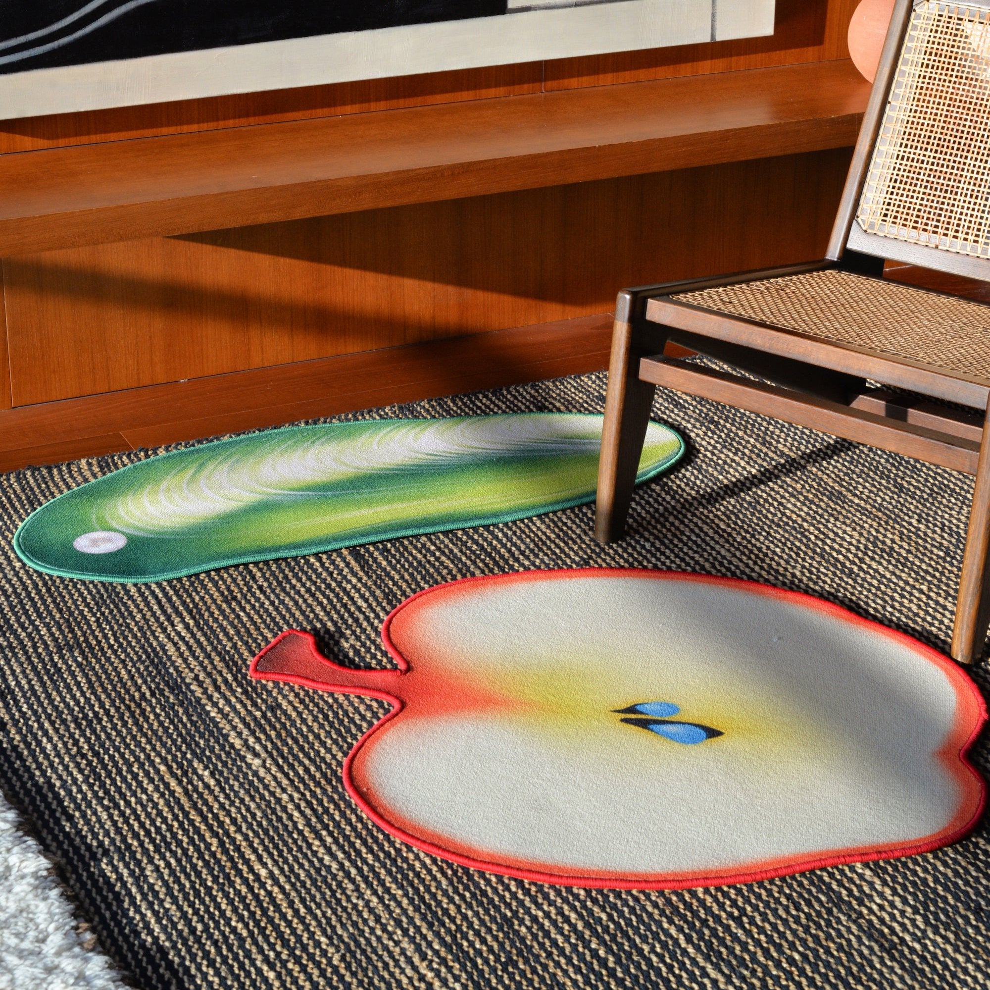 Teary Apple Accent Rug