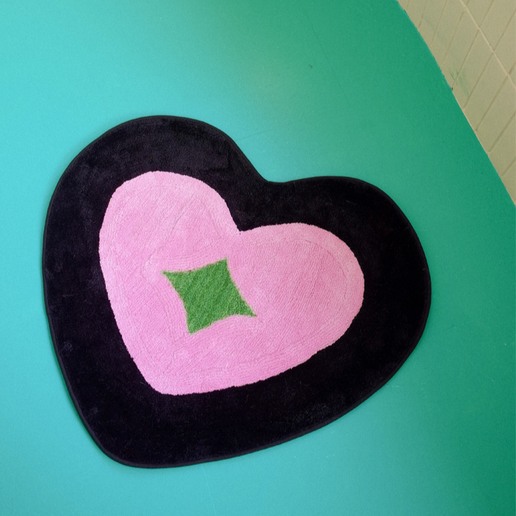 Pinky Heart Accent Rug